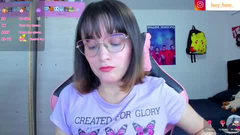 Snapshot of lucy_hess_ chatting on October 22, 2025, 8:52 pm Lucy online show from October 22, 2025, 8:52 pm