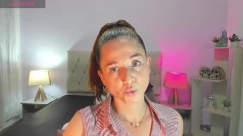Lucia online show from January 30, 2025, 9:14 pm