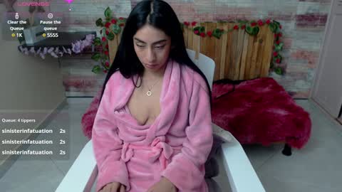 Luciana online show from December 17, 2024, 6:45 am