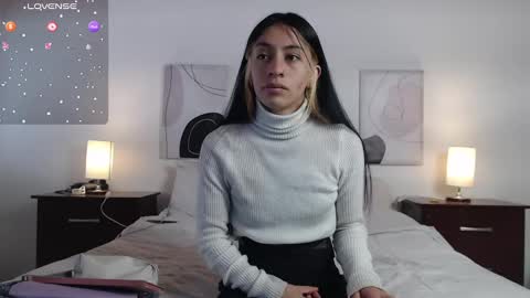 Luciana online show from March 1, 2025, 8:53 pm