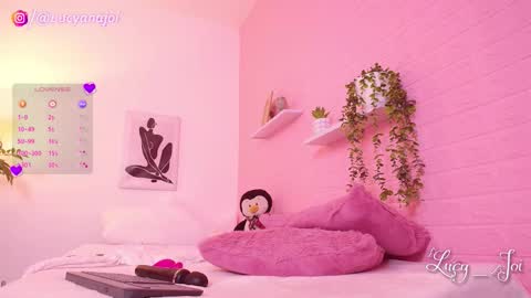 Snapshot of lucy_joi chatting on March 16, 2026, 5:44 am Luciana online show from March 16, 2026, 5:44 am