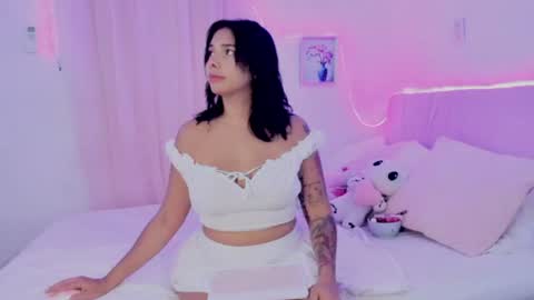 Snapshot of lucy_marteli chatting on June 10, 2026, 10:47 am Lucy online show from June 10, 2026, 10:47 am