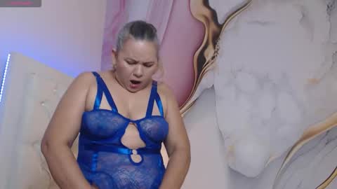 Snapshot of lucy_milf_474 chatting on September 22, 2025, 12:51 pm Lucy online show from September 22, 2025, 12:51 pm