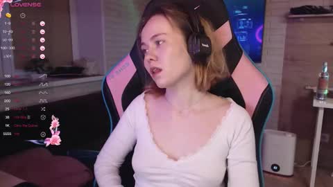 Lucy online show from December 2, 2025, 9:10 pm