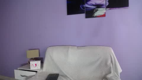  SleepyAbuela online show from March 11, 2026, 1:39 pm