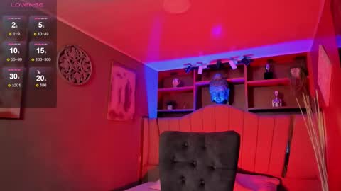 Lucy  online show from November 14, 2025, 11:53 am