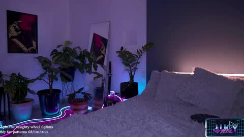 Snapshot of lucyallenx chatting on November 27, 2025, 3:58 pm Lucy Alien online show from November 27, 2025, 3:58 pm