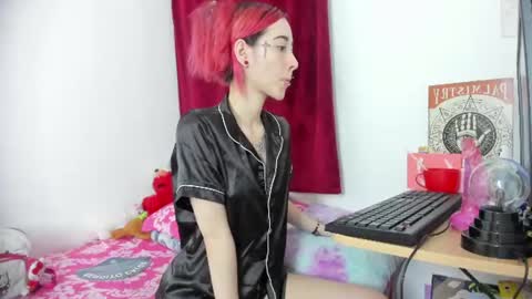 lucyblood online show from July 11, 2026, 2:03 am