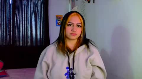 LUCIA  online show from December 13, 2024, 3:43 pm