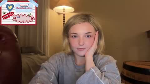 Snapshot of lucydelovely chatting on July 20, 2026, 11:40 pm Lucy online show from July 20, 2026, 11:40 pm