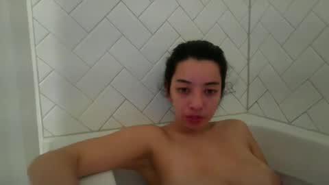 Snapshot of lucylitt25 chatting on July 3, 2026, 1:50 pm lucylitt25 online show from July 3, 2026, 1:50 pm