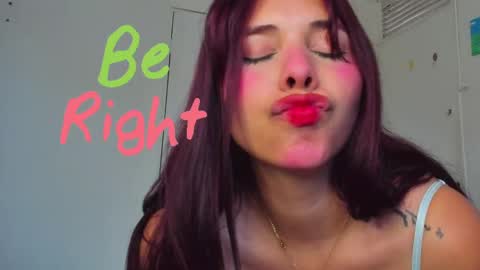 Snapshot of lucymartelli chatting on January 27, 2025, 6:20 pm Lucy online show from January 27, 2025, 6:20 pm