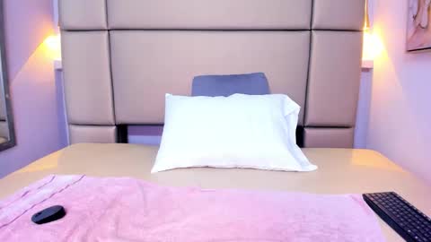 Lucy online show from March 17, 2026, 12:08 pm