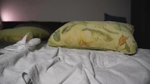 Snapshot of lucyrait chatting on January 20, 2025, 2:25 pm Lucy online show from January 20, 2025, 2:25 pm