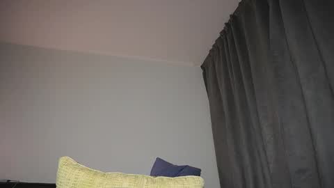 Snapshot of lucyrait chatting on January 27, 2025, 7:56 am Lucy online show from January 27, 2025, 7:56 am