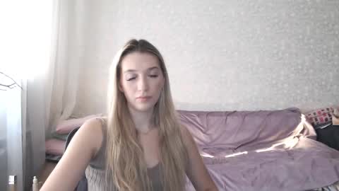 Lucy Ree online show from September 10, 2025, 10:48 am