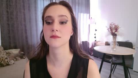 Lucy Rose online show from March 28, 2026, 1:33 pm