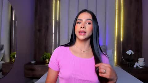 Lucy online show from September 23, 2025, 2:53 pm