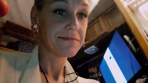 Snapshot of lucyvybes_and_gogert chatting on March 3, 2025, 8:38 am Lucy Vybes and Go-Gert online show from March 3, 2025, 8:38 am