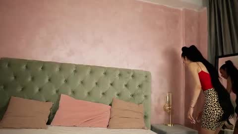 LucyWillow online show from June 18, 2026, 4:35 am