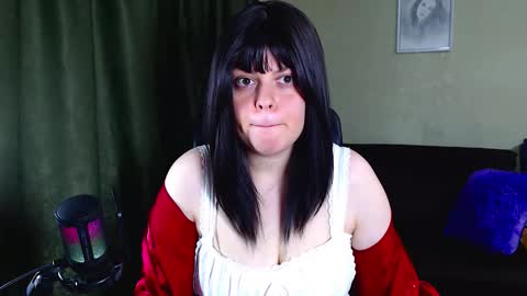 Snapshot of lucywmiller chatting on September 22, 2025, 10:17 am Call me Lucy online show from September 22, 2025, 10:17 am