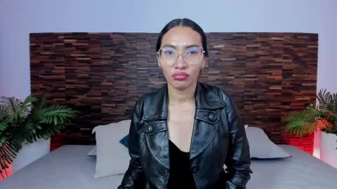 Lucy Liiu online show from May 2, 2026, 8:03 pm