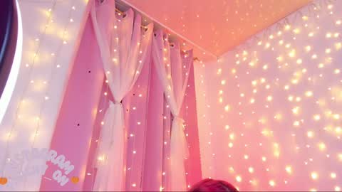 LUCYY FROM HOME  online show from January 29, 2025, 6:22 am