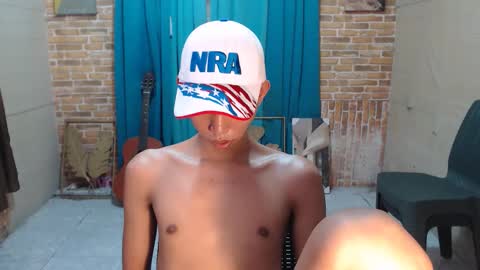 Snapshot of lui_the_fucker chatting on March 23, 2026, 5:33 am lui_the_fucker online show from March 23, 2026, 5:33 am