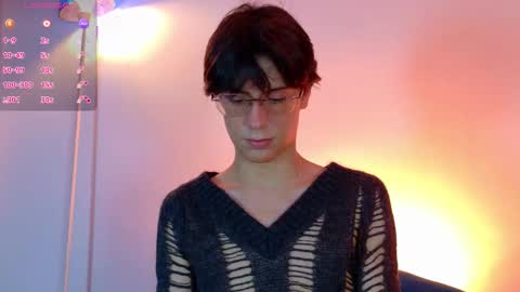 Snapshot of lui_x_dust chatting on March 3, 2026, 4:51 am Lui online show from March 3, 2026, 4:51 am