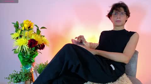 Snapshot of lui_x_dust chatting on April 5, 2026, 3:58 am Lui online show from April 5, 2026, 3:58 am