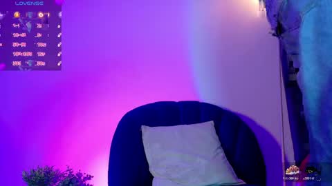Snapshot of lui_x_dust chatting on April 16, 2026, 3:07 am Lui online show from April 16, 2026, 3:07 am