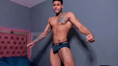 Snapshot of luigi1_ chatting on February 4, 2025, 3:11 am Luigi Vitale online show from February 4, 2025, 3:11 am
