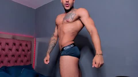 Snapshot of luigi1_ chatting on April 5, 2026, 1:03 am Luigi Vitale online show from April 5, 2026, 1:03 am