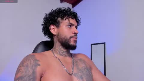 Snapshot of luigi1_ chatting on August 3, 2026, 1:59 am Luigi Vitale online show from August 3, 2026, 1:59 am