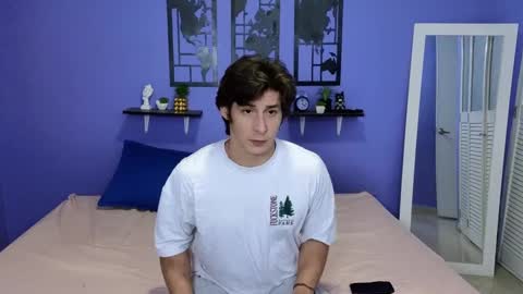 Snapshot of luigisb chatting on January 2, 2025, 8:46 pm Luigi online show from January 2, 2025, 8:46 pm