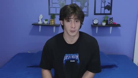 Snapshot of luigisb chatting on January 7, 2025, 10:41 pm Luigi online show from January 7, 2025, 10:41 pm