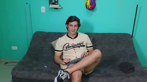 Snapshot of luigisb chatting on January 16, 2025, 8:14 pm Luigi online show from January 16, 2025, 8:14 pm