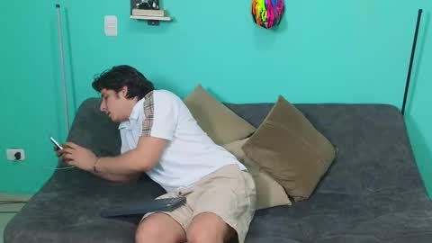 Snapshot of luigisb chatting on January 17, 2025, 9:17 pm Luigi online show from January 17, 2025, 9:17 pm