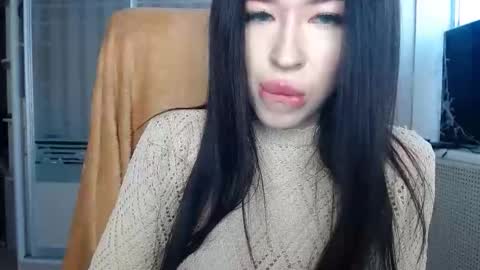 luisa lovedom online show from January 12, 2026, 9:36 am