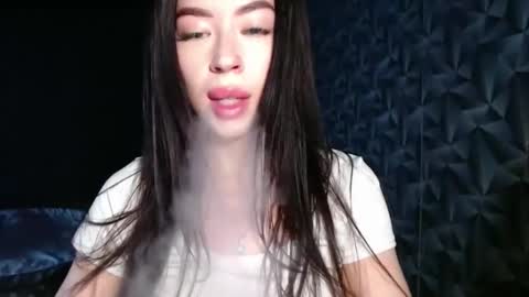 luisa lovedom online show from May 16, 2026, 10:36 am