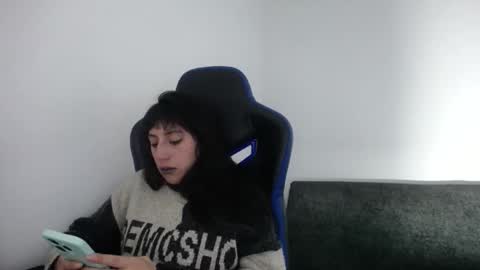 luisa_homes online show from December 22, 2025, 11:24 pm