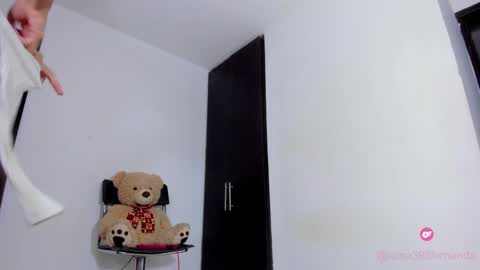 Snapshot of luisa_summer2 chatting on March 5, 2025, 12:59 am Luisa Fernanda online show from March 5, 2025, 12:59 am