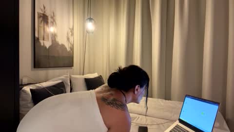 Luisa Monsters online show from October 23, 2025, 5:44 pm