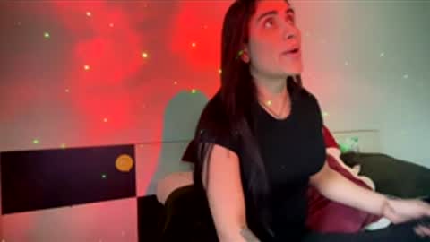 Luisa Monsters online show from December 3, 2025, 7:27 am