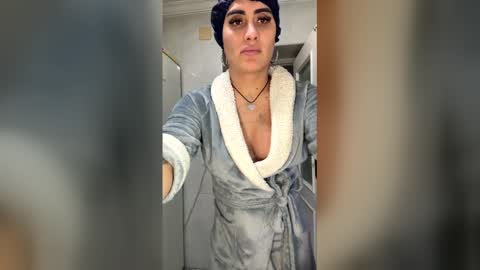 Luisa Monsters online show from December 17, 2025, 5:19 pm