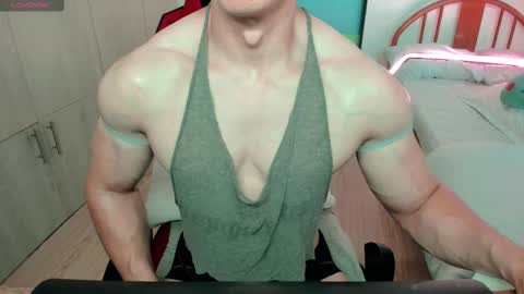 Snapshot of luisfernikesportboy chatting on March 3, 2025, 7:39 pm Luis Fer PVT IS OPEN online show from March 3, 2025, 7:39 pm