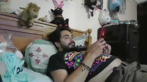 Snapshot of luismiastarot chatting on November 10, 2025, 2:54 am luismiastarot online show from November 10, 2025, 2:54 am