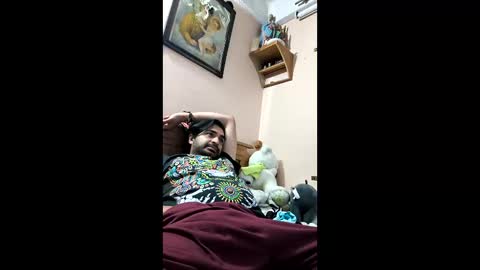 luismiastarot online show from May 19, 2026, 4:19 am