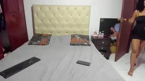 Snapshot of luissa_s1 chatting on February 19, 2026, 12:23 pm Luissa online show from February 19, 2026, 12:23 pm