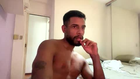 Hot boy online show from February 10, 2026, 3:32 am